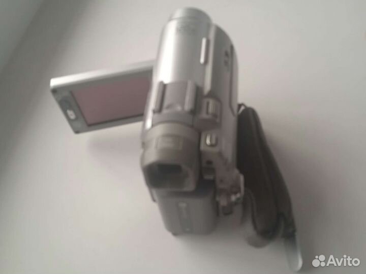 Видеокамера Sony DCR-HC20E