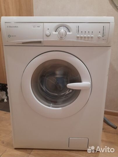 Стиральная машина на запчпсти Electrolux