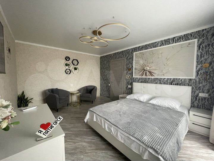 2-к. квартира, 55 м², 8/9 эт.