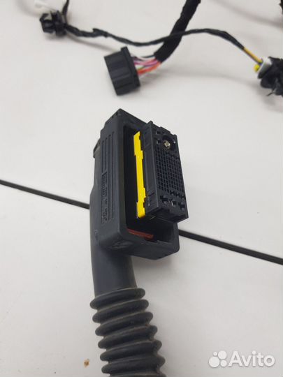 Электропроводка двери передняя левая