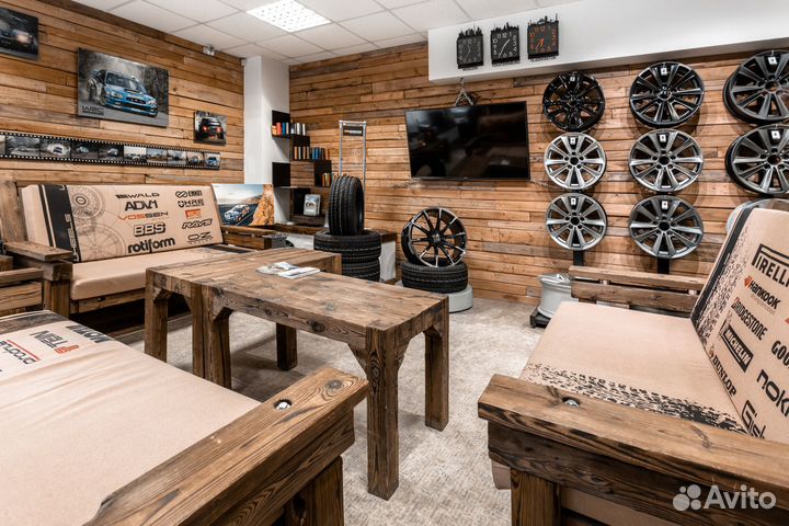 Оператор интернет магазина (помощник менеджера)