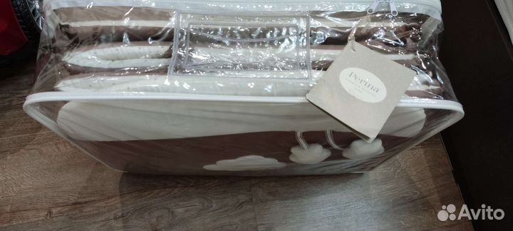 Комплект в детскую кроватку с бортиками