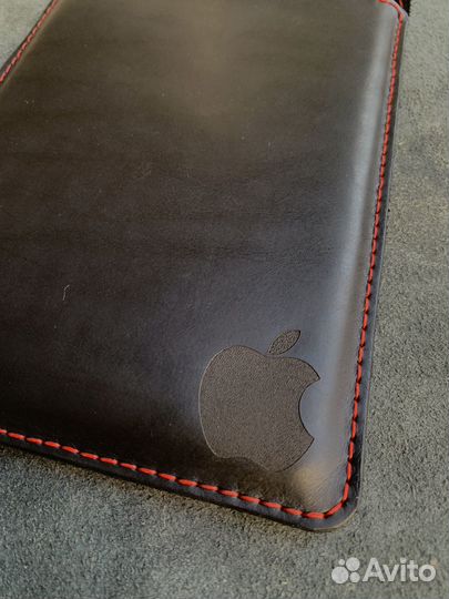 Чехол на плашет iPad кожаный ручная работа