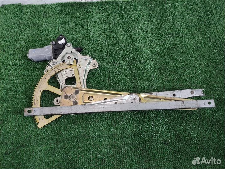 Стеклоподъемник передний правый Subaru Tribeca WX