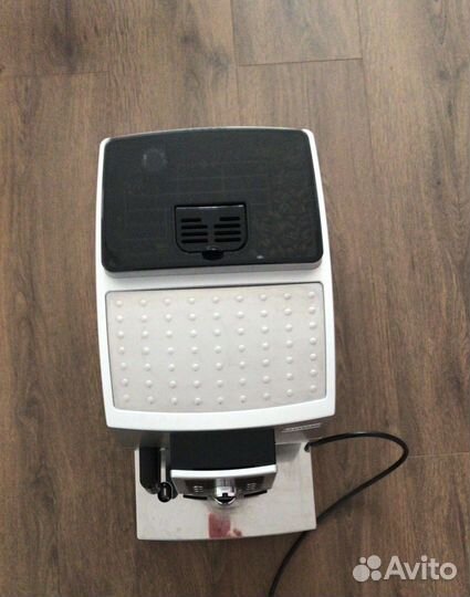 Кофемашина De'Longhi ecam 23.460