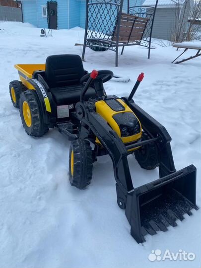 Трактор Электромобиль с ковшом и прицепом