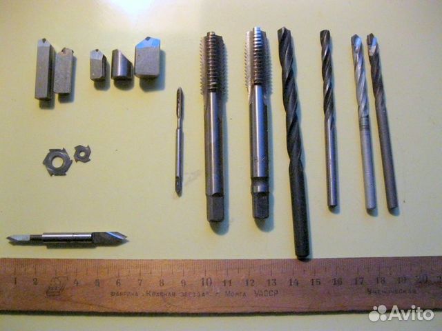 метчики сверла плашки резцы. сверло по металлу томский инструментальный завод 19,75 к/х р18 19. метчики сверла плашки резцы. метчики для нарезки дюймовой резьбы mcmaster 27045a22 (набор 10 шт. плашка метчик камаз.