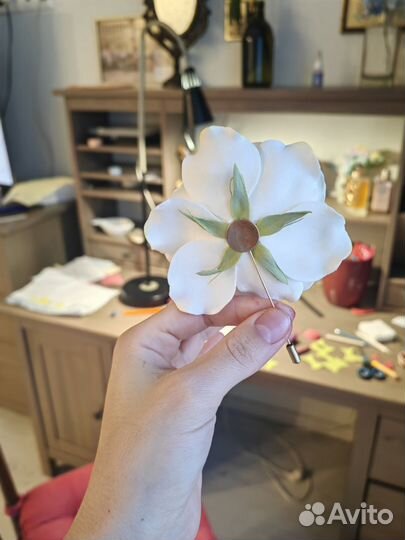 Нежная роза. Брошь-игла. Ручная работа