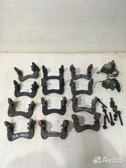 Скоба суппорта заднего Ауди 100 С4