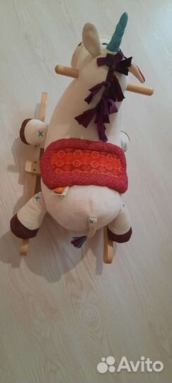 Детская игрушка качалка