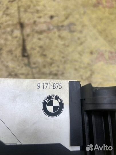 Блок предохранителей Bmw 7-Series F01 N63B44 2008