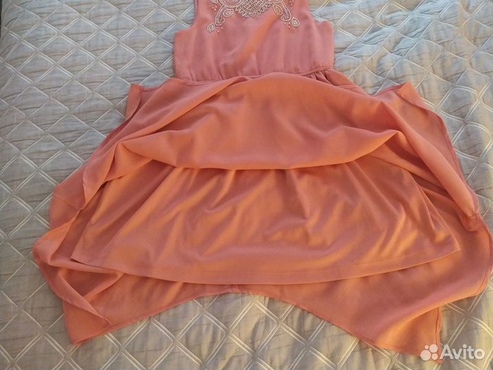Платье нарядное 134-140
