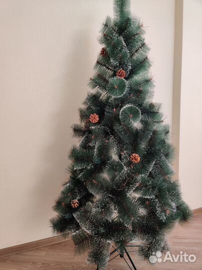 Елка искусственная