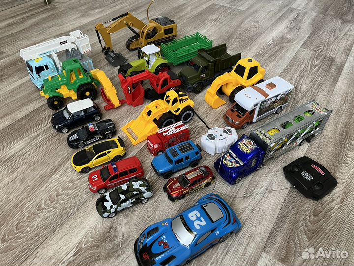 Машинки 33 шт