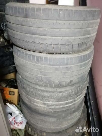 Bridgestone Potenza Sport 245/45 R18
