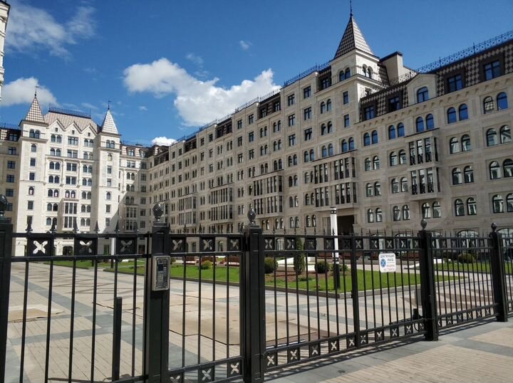 Клиника, 1119 м²