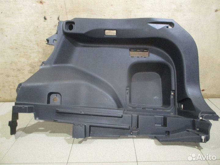 Обшивка багажника Toyota RAV4 (XA50)