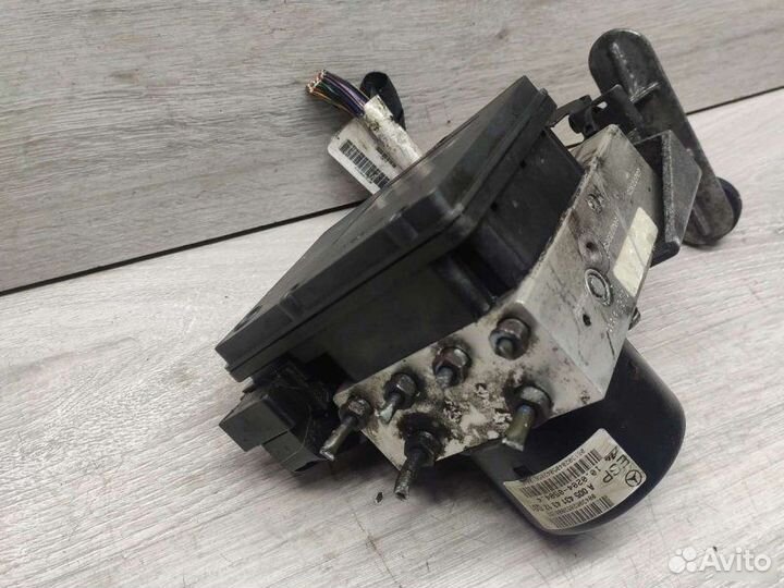 Блок ABS Mercedes С W203