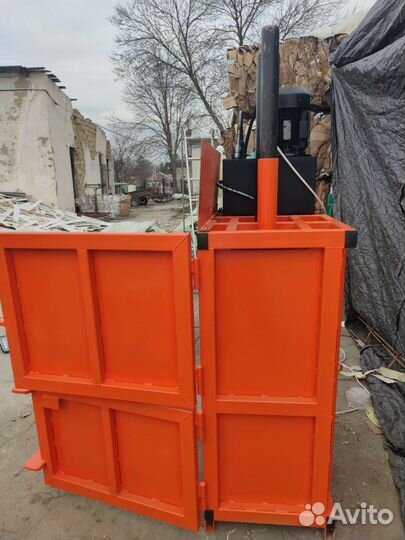 Пресс гидравлический пм-8 для вторсырья