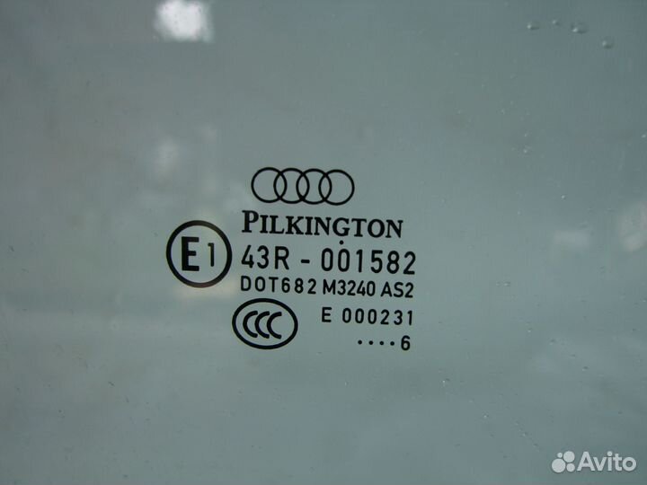 Audi Q7 Стекло двери передней правой