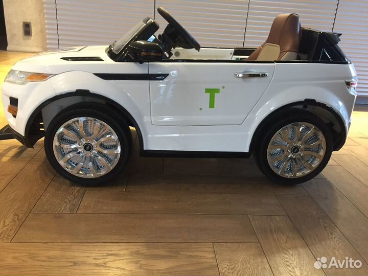 Детский электромобиль