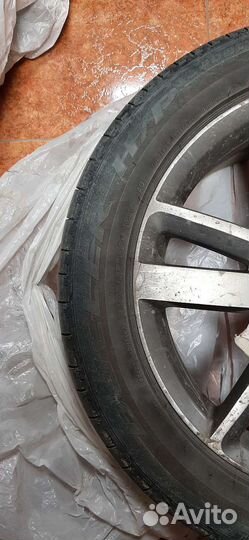 Bridgestone Dueler H/P 285/45 R20 Y