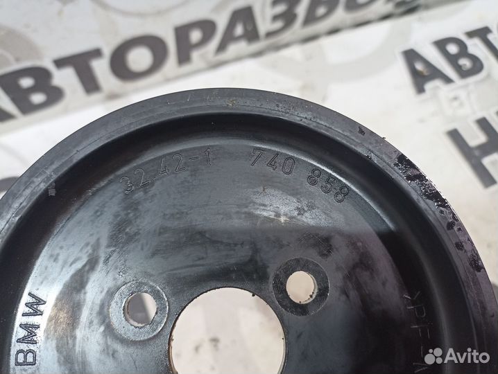 Шкив насоса гур BMW E53