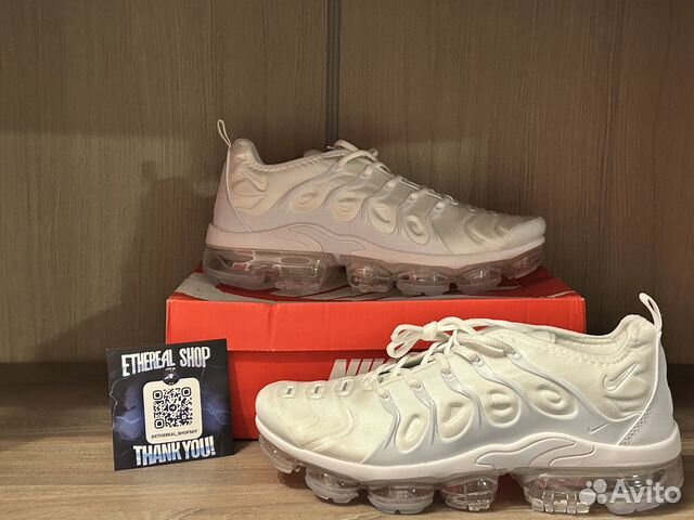 Кроссовки Nike VaporMax Plus купить в Москве по низкой цене с