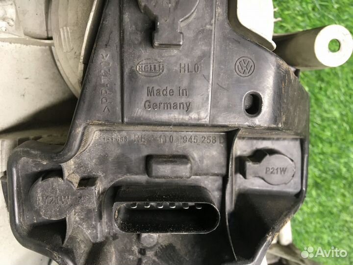 Фонарь задний правый Volkswagen Touran