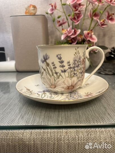 Чашка с блюдцем