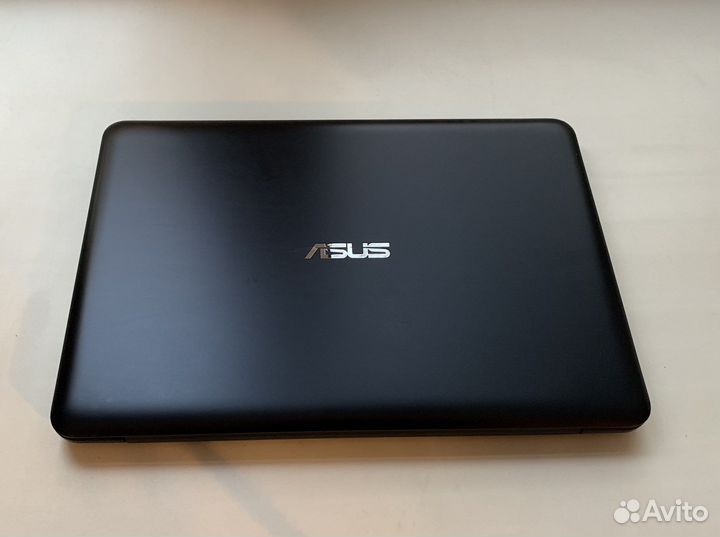 Ноутбук Asus