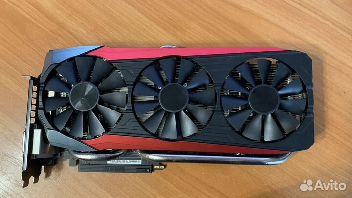 Asus GeForce GTX 980 Ti strix OC