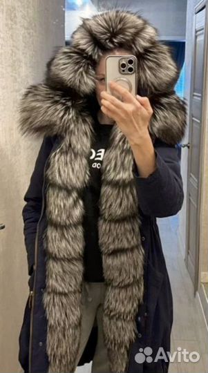 Парка с натуральным мехом 44