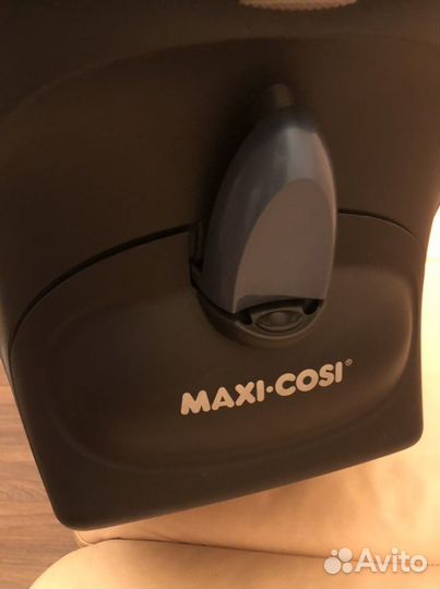 Автокресло Maxi Cosi Caber Fix 0+ (до 13кг)