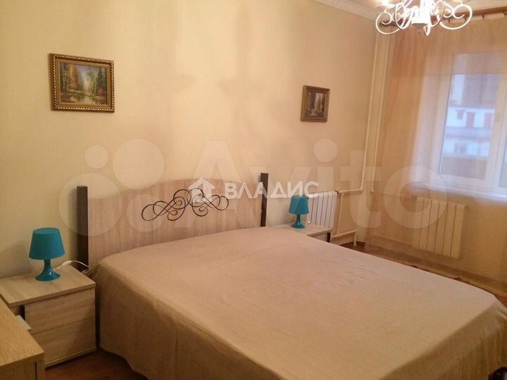 3-к. квартира, 77 м², 3/10 эт.