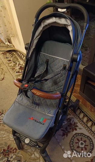 Прогулочная коляска