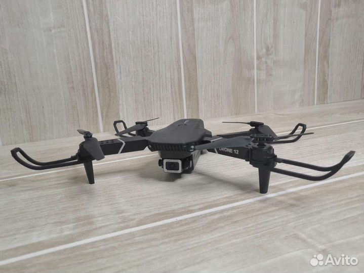 Квадрокоптер новый с двумя камерами