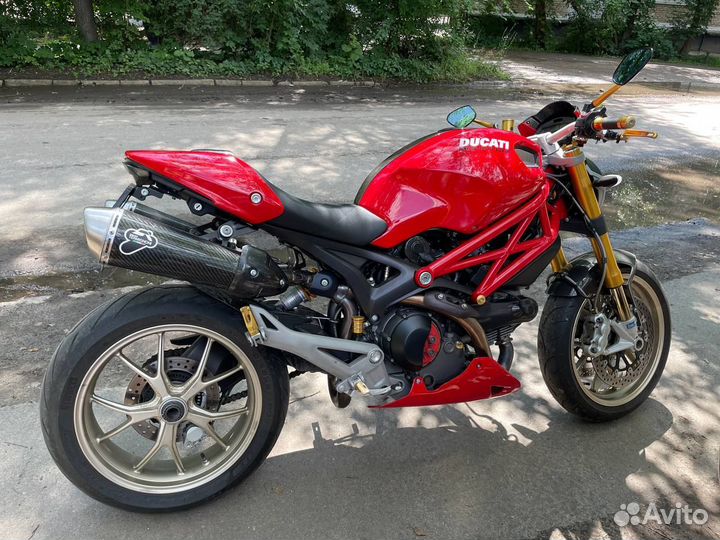 Ducati monster 1100s abs