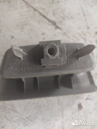 Накладка декоративная Mitsubishi Lancer CS1A 4G69