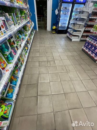 Чистка напольного покрытия