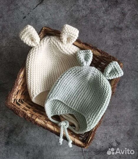 Комплект шапочка и пинетки для новорожденного