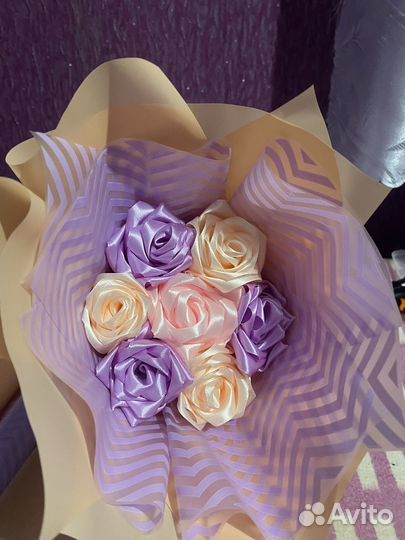 Букеты роз из атласной ленты
