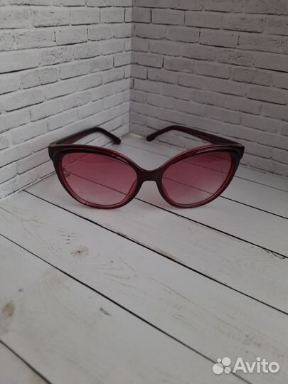 Солнцезащитные очки женские