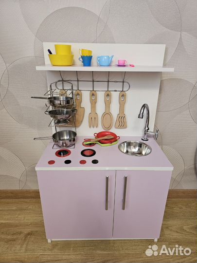 Детская игровая кухня деревянная