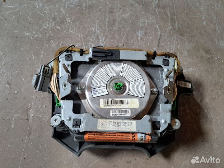 Подушка руля Volvo S80