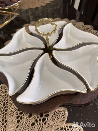 Менажница с деревянный поставкой турция