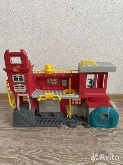 Штаб спасателей трансформеры