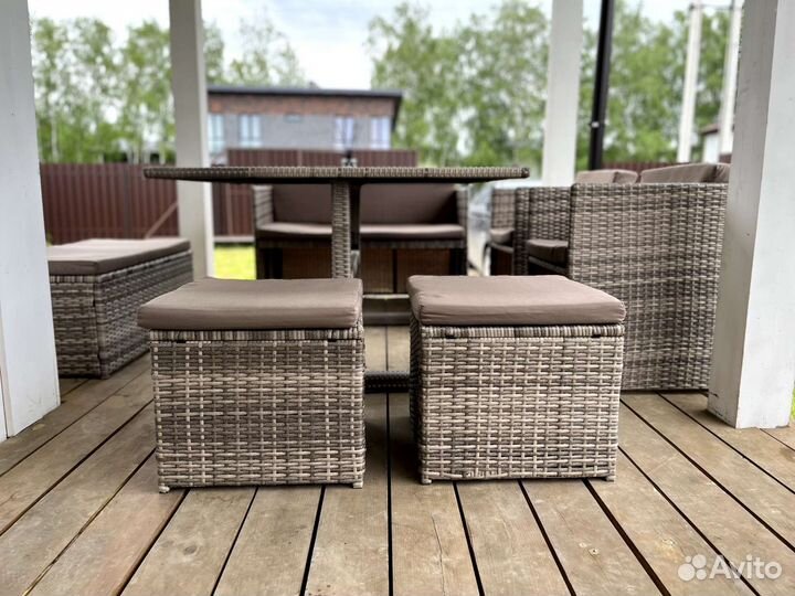 Мебель из искусственного ротанга новая