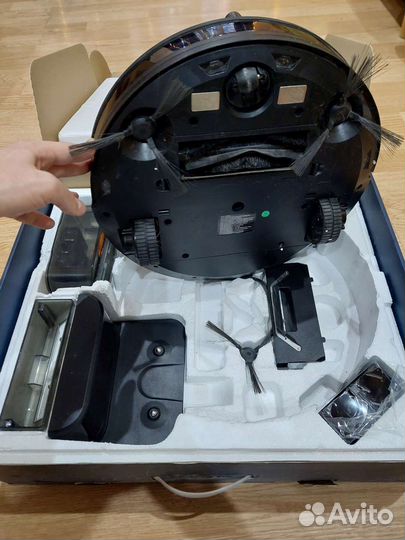 Робот пылесос bist tornado