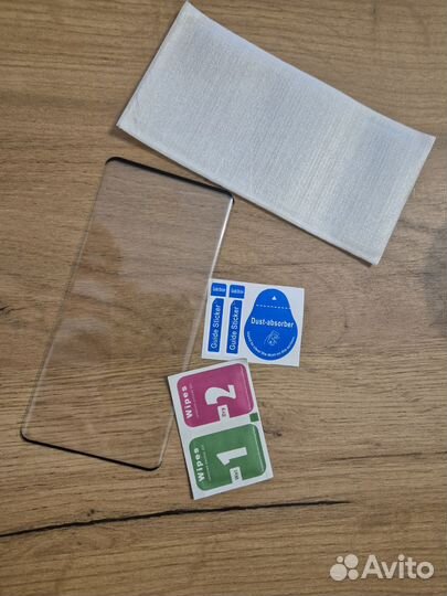 Защитное стекло Samsung s10